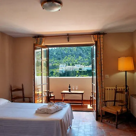 Hotel Turística De 3*